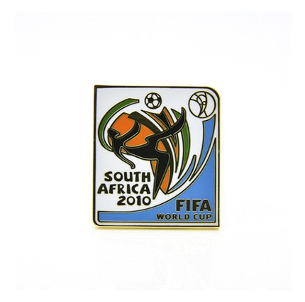 Значок чемпионат мира по футболу 2010 (ЮАР) эмблема белая