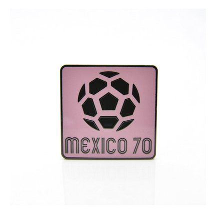 Значок чемпионат мира по футболу 1970 (Мексика) эмблема розовая