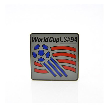 Значок чемпионат мира по футболу 1994 (США) эмблема серая