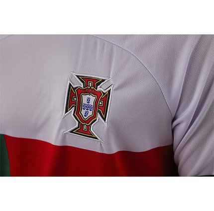Форма сборной Португалии взрослая